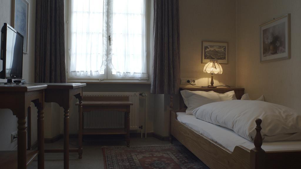 Faehrhaus Hotel Waldshut-Tiengen Ruang foto